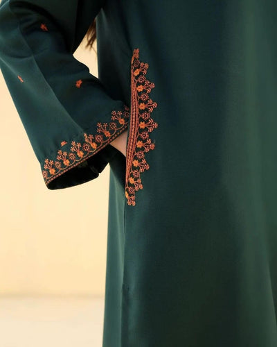 Luxurious Green pocket Embroidered 2-Piece Set